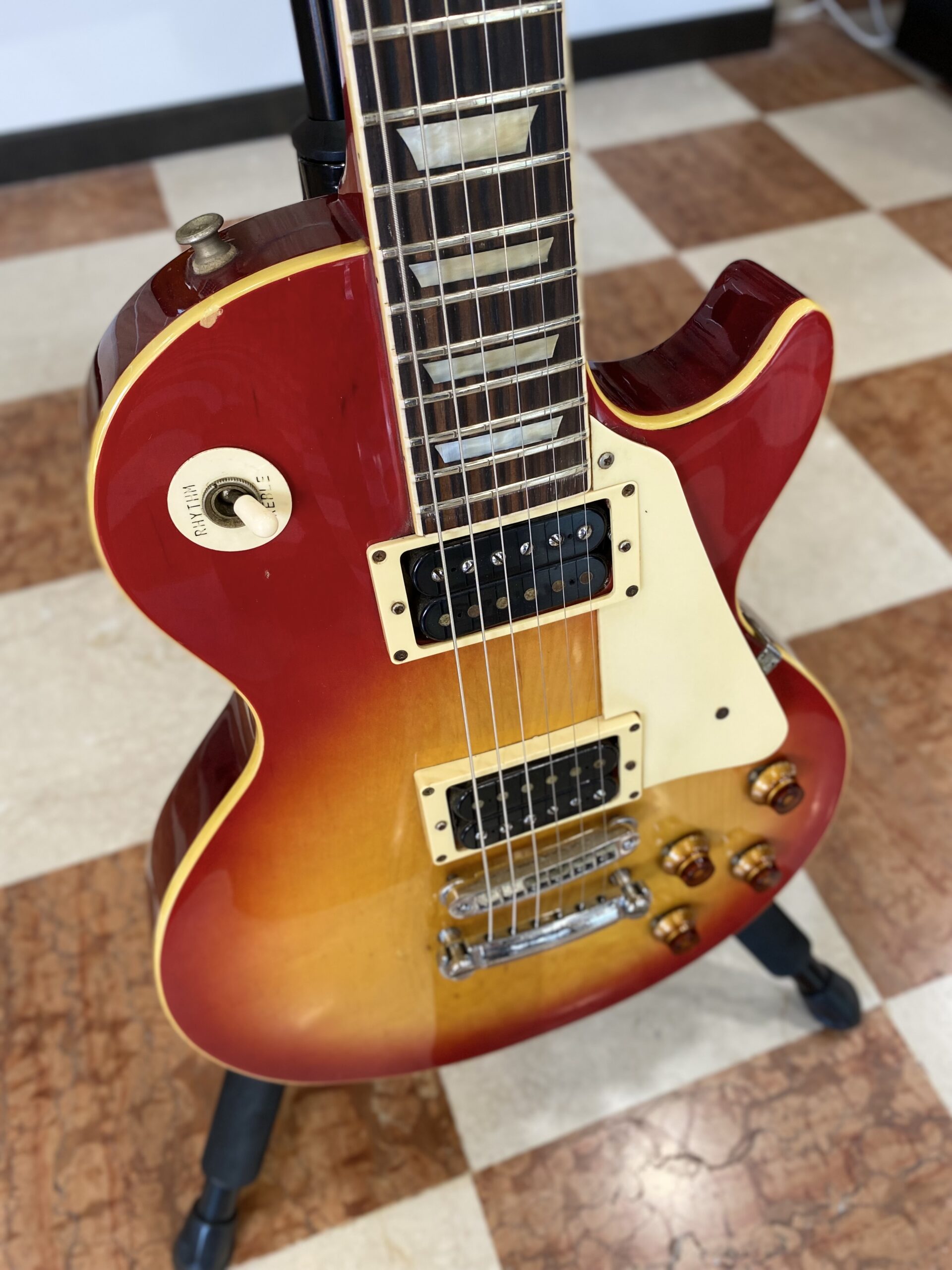 Greco EG500R Red Sunburst 1977 - immagine 3